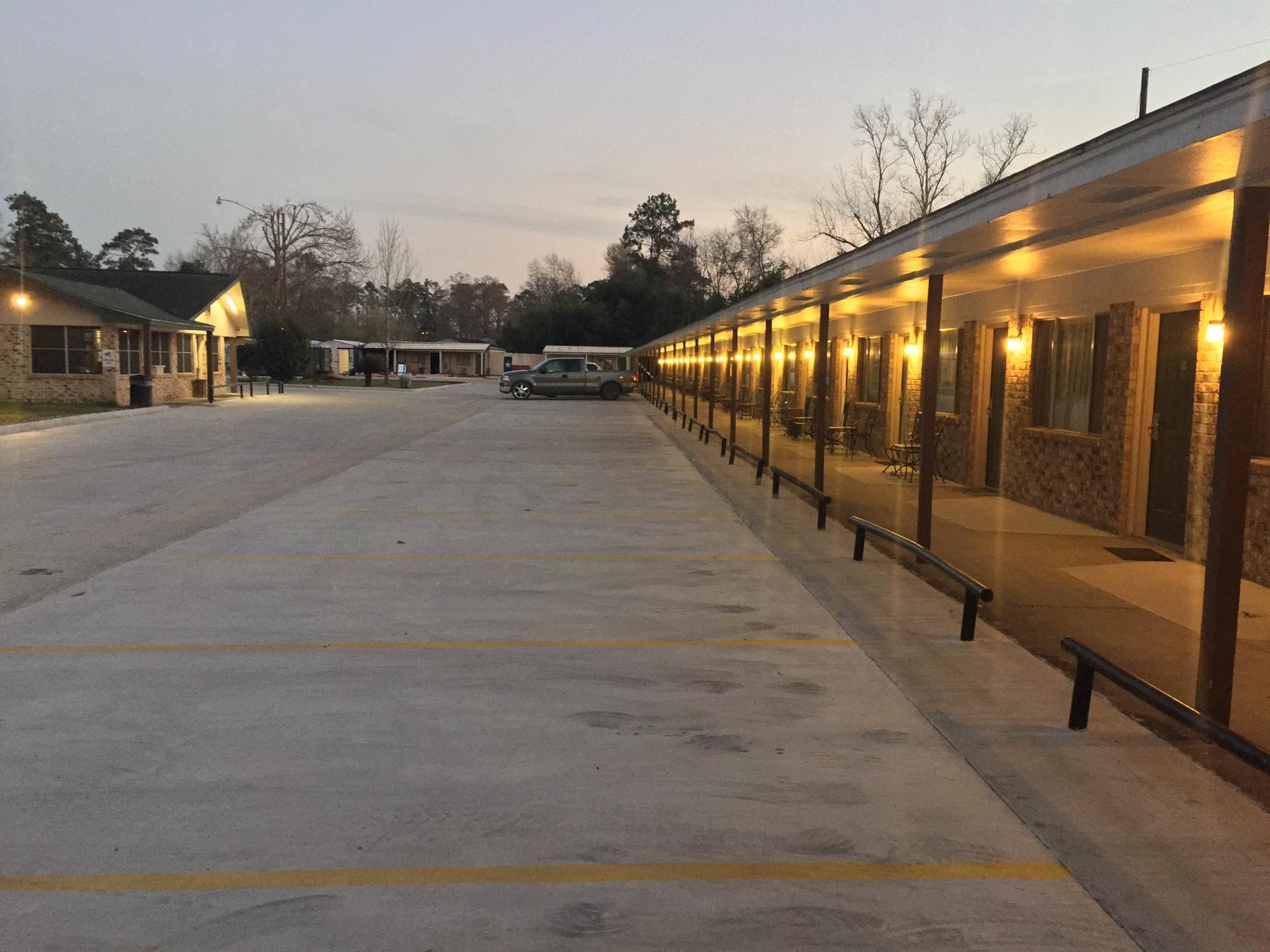 Garden Inn And Suites Silsbee Экстерьер фото