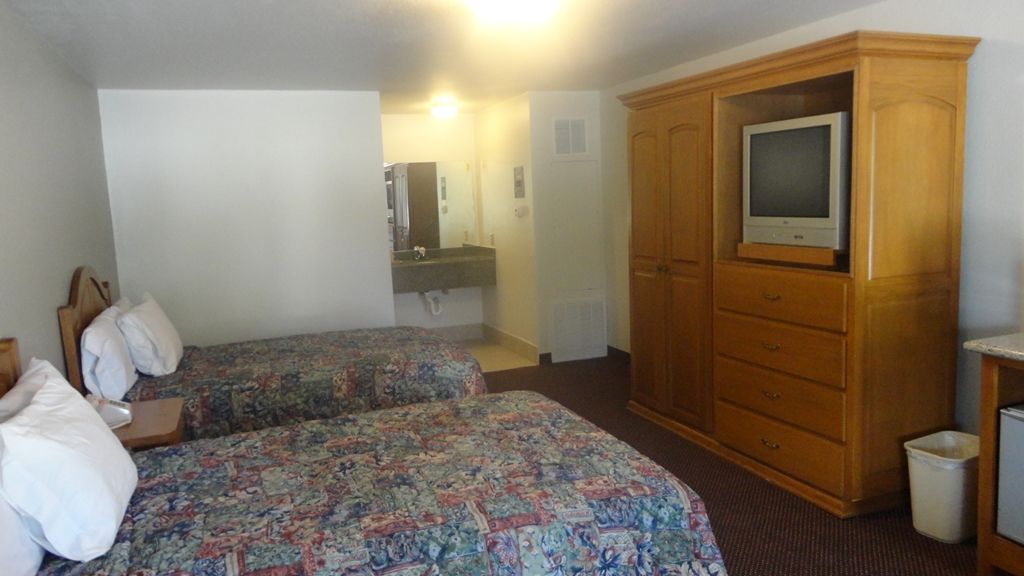 Garden Inn And Suites Silsbee Номер фото