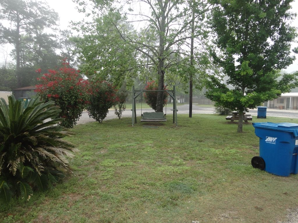Garden Inn And Suites Silsbee Экстерьер фото