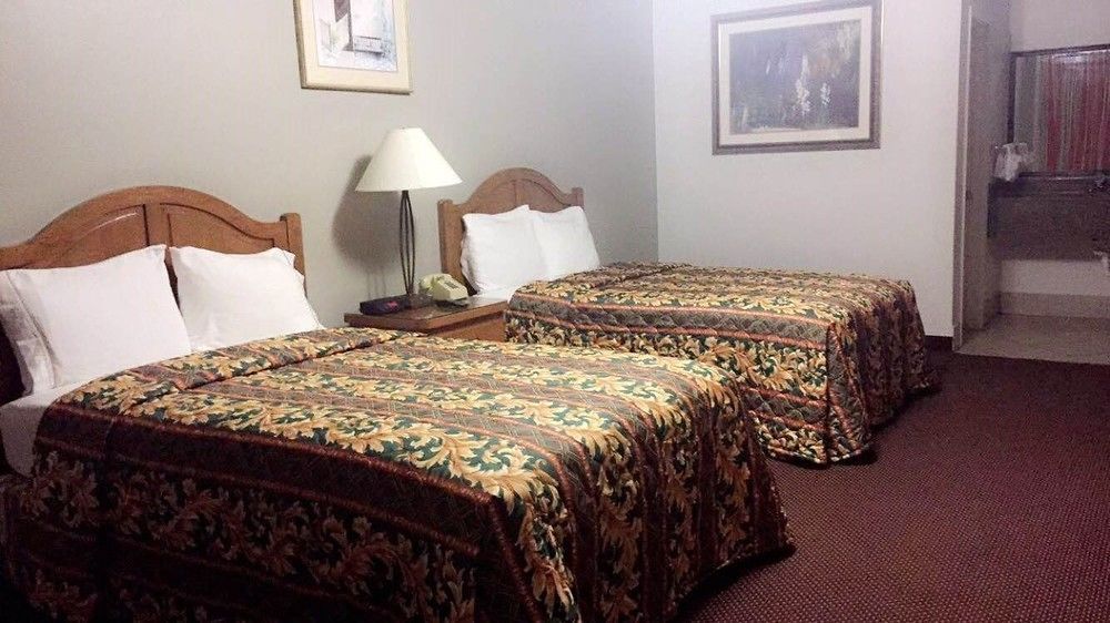Garden Inn And Suites Silsbee Экстерьер фото
