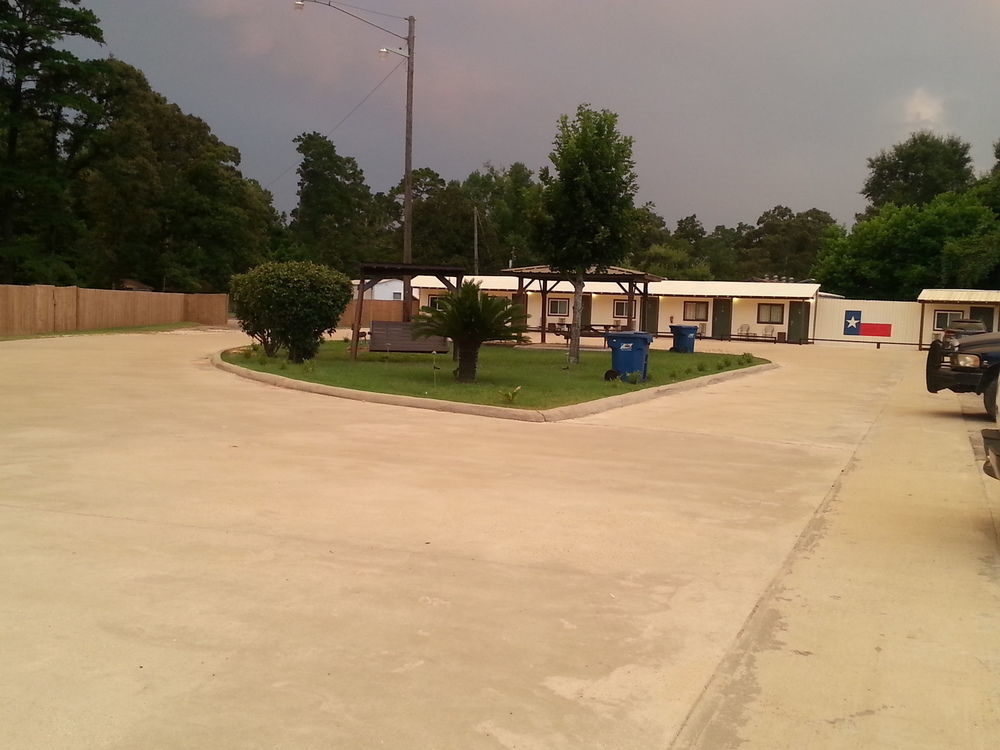Garden Inn And Suites Silsbee Экстерьер фото