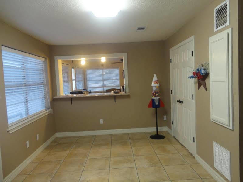 Garden Inn And Suites Silsbee Экстерьер фото